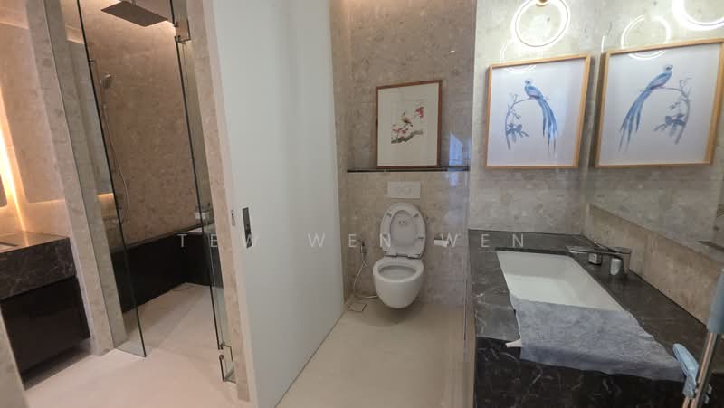 Servis Apartment untuk Disewa di Regent Suites @ Pavilion Damansara Heights - Tew Wen Wen - Bathroom - PropertyGuru.com.my
