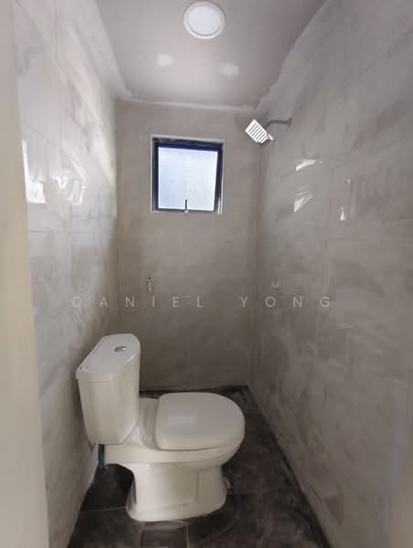 2-storey Terraced House for Sale in Bandar Baru Permas Jaya (Permas Jaya) - Daniel Yong - Bathroom - PropertyGuru.com.my