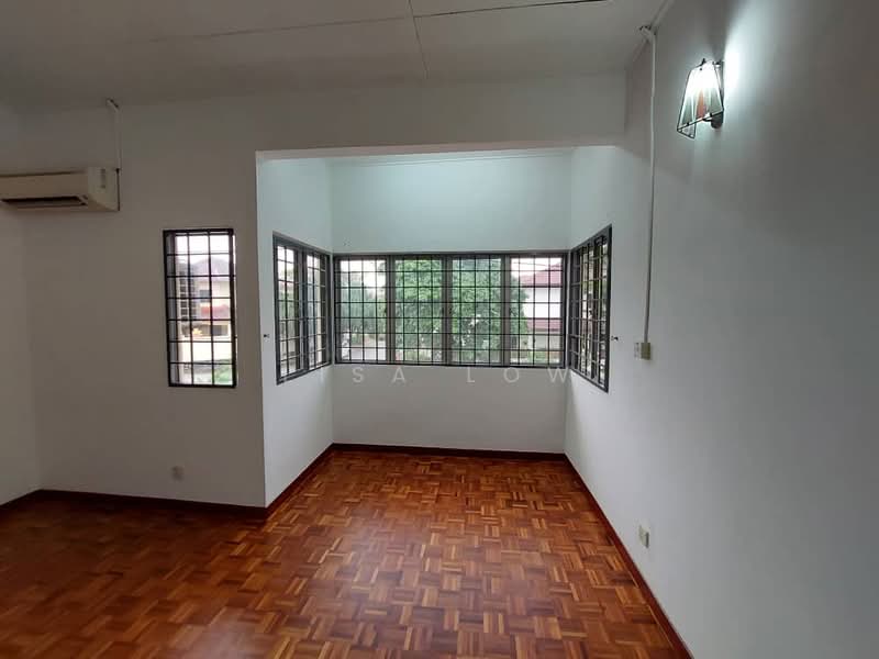 Rumah Teres 2 Tingkat untuk Disewa di Bandar Utama 1 (Bandar Utama) - Lisa Low - Living Room - PropertyGuru.com.my