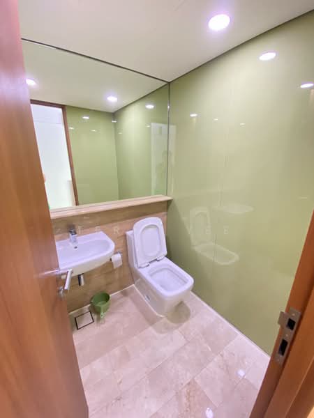 Servis Apartment untuk Dijual di Sky Suites @ KLCC - Terry Yee - Bathroom - PropertyGuru.com.my