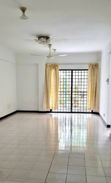 Pangsapuri untuk Dijual di Mon Glori - YC Fung - Living Room - PropertyGuru.com.my