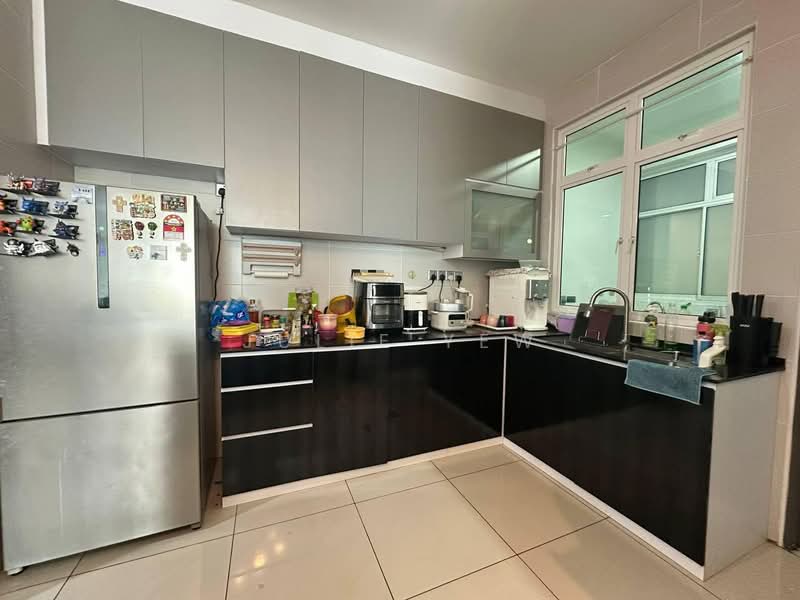 Service Residence for Sale at Twin Danga Residence - Julie Yew - Kitchen - PropertyGuru.com.my