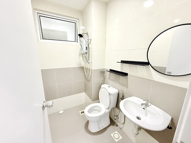 Servis Apartment untuk Disewa di Saville D'lake - Jocelin Lim - Bathroom - PropertyGuru.com.my