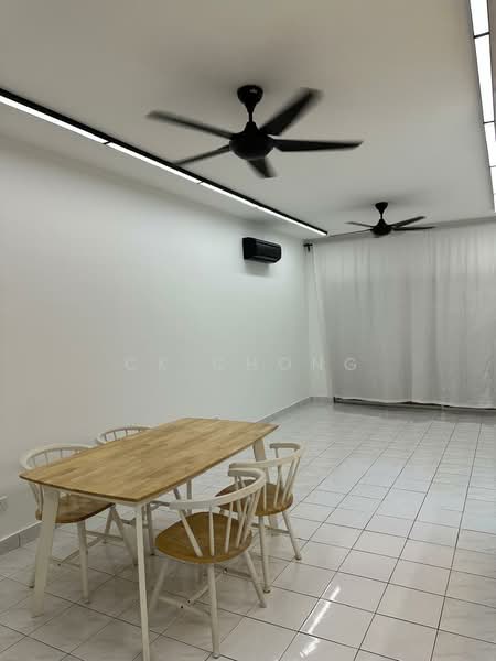 Condominium for Rent at Residensi Hijauan Lumayan - CK Chong - Dining Room - PropertyGuru.com.my