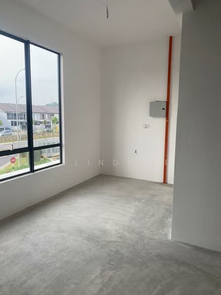 Shop / Office for Rent in Bandar Putra (Kulai) - Melinda Ee - Interior - PropertyGuru.com.my