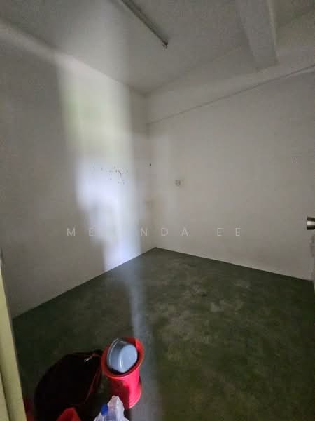 Flat for Sale at Taman Molek - Melinda Ee - Interior - PropertyGuru.com.my