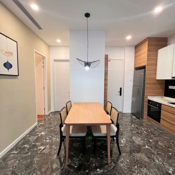Servis Apartment untuk Dijual di Royce Residence - Jenson Low - Dining Room - PropertyGuru.com.my