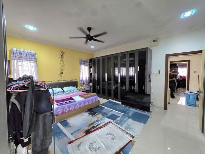 Semi-Detached House for Sale in Kajang (Selangor) - Luqman Ramli - Bedroom - PropertyGuru.com.my