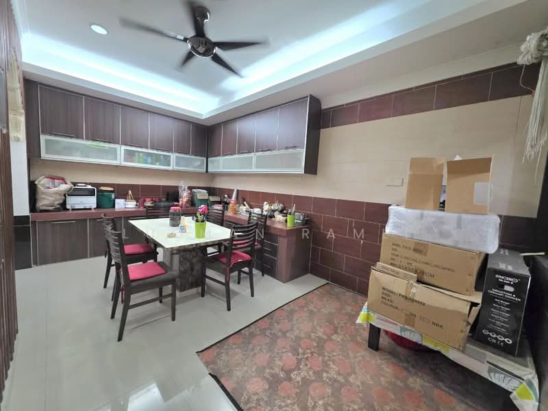Semi-Detached House for Sale in Kajang (Selangor) - Luqman Ramli - Kitchen - PropertyGuru.com.my