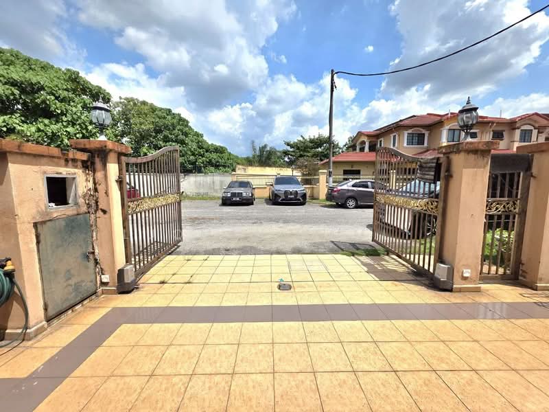 Semi-Detached House for Sale in Kajang (Selangor) - Luqman Ramli - Exterior - PropertyGuru.com.my