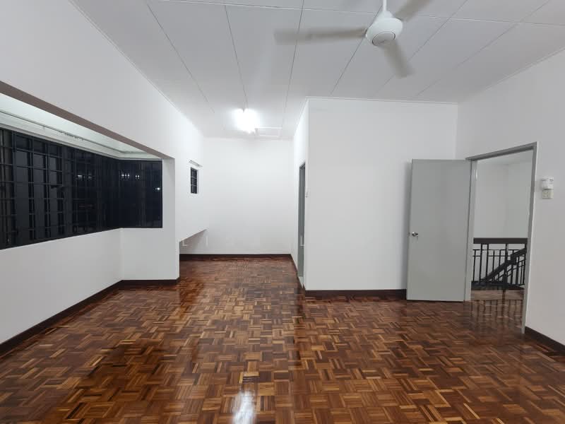 Rumah Teres 2 Tingkat untuk Disewa di Bandar Utama 10 (Bandar Utama) - Lisa Low - Interior - PropertyGuru.com.my