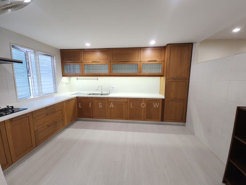 Rumah Teres 2 Tingkat untuk Disewa di Bandar Utama 10 (Bandar Utama) - Lisa Low - Kitchen - PropertyGuru.com.my