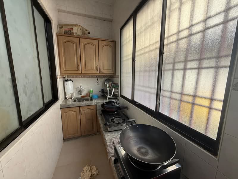 Rumah Teres 2 Tingkat untuk Dijual di Desa Aman Puri (Kepong) - Andrew Seah - Kitchen - PropertyGuru.com.my
