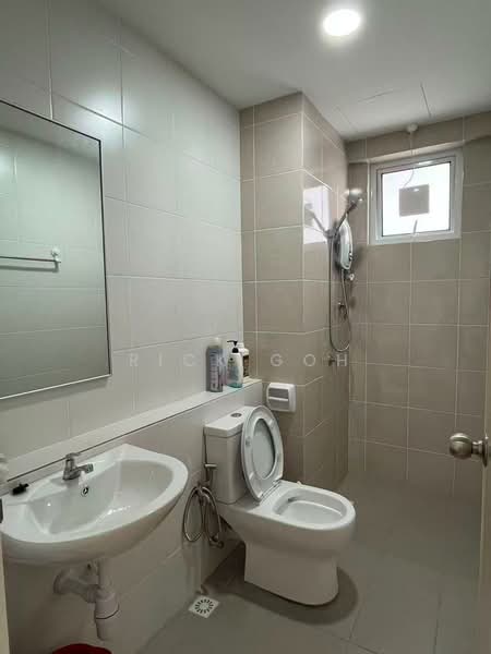 Condominium for Sale at Havana Beach Residences - Rick Goh - Bathroom - PropertyGuru.com.my