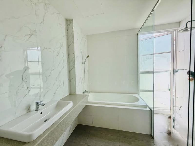 3-storey Terraced House for Sale in Alam Damai (Cheras) - Mei SM Lee - Emerald Hill, Alam Damai Bathroom - PropertyGuru.com.my