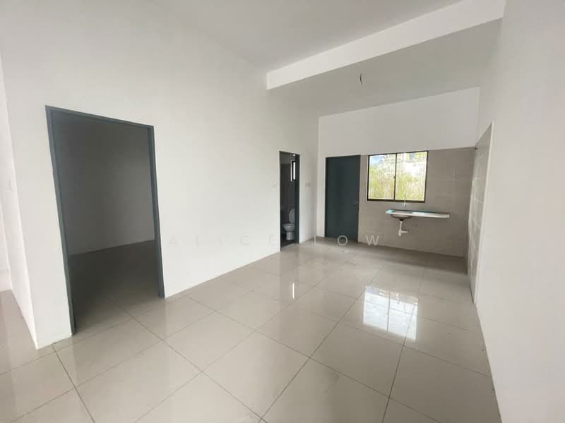 Semi-Detached House for Sale in Taman Scientex Rawang (Rawang) - Alice Low - Interior - PropertyGuru.com.my