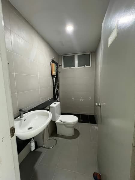 Kondominium untuk Disewa di Bayu Sentul - Eva Yap - Bathroom - PropertyGuru.com.my
