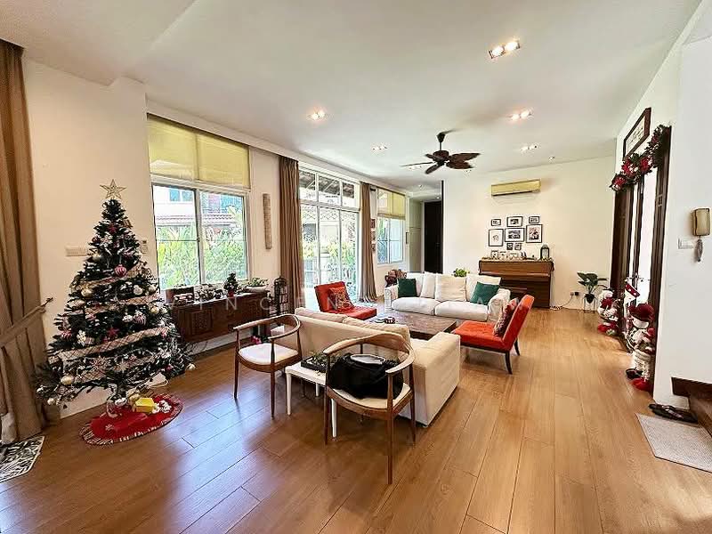 Semi-Detached House for Sale in Saujana (Selangor) - Vincent Liaw - Living Room - PropertyGuru.com.my