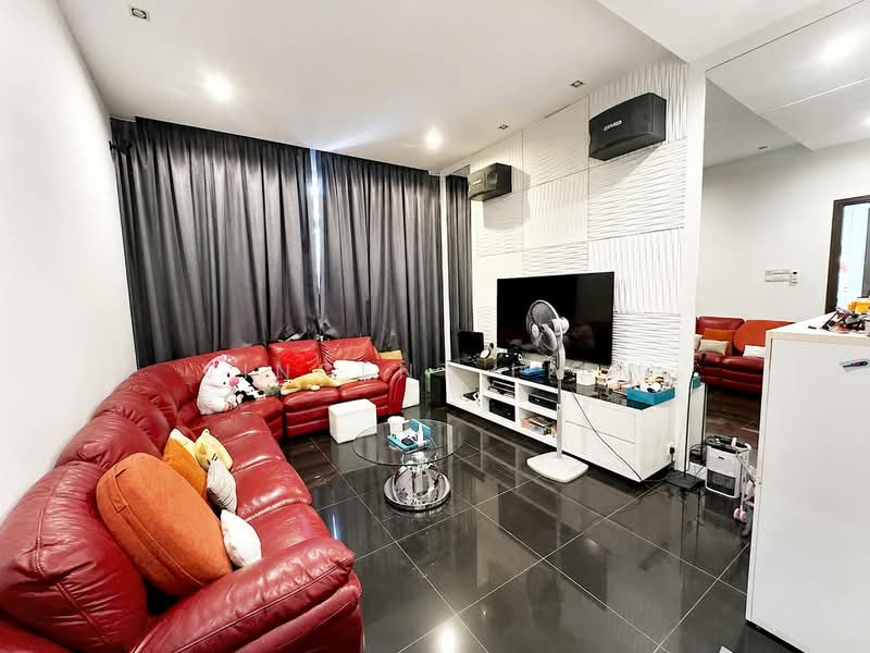 Semi-Detached House for Sale in Saujana (Selangor) - Vincent Liaw - Living Room - PropertyGuru.com.my