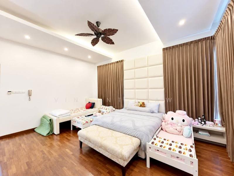 Rumah Berkembar untuk Dijual di Seksyen U2 (Saujana) - Vincent Liaw - Bedroom - PropertyGuru.com.my