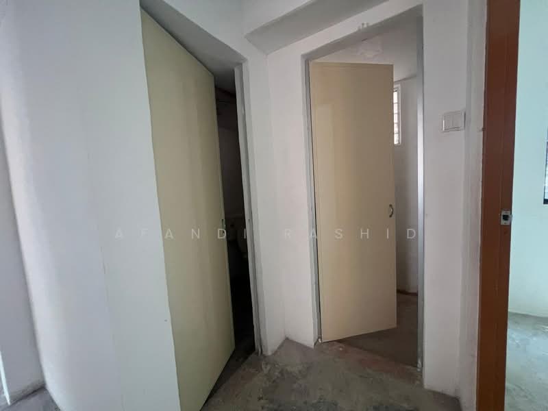 Flat for Sale at Taman Pulai Utama - Afandi Rashid - PropertyGuru.com.my