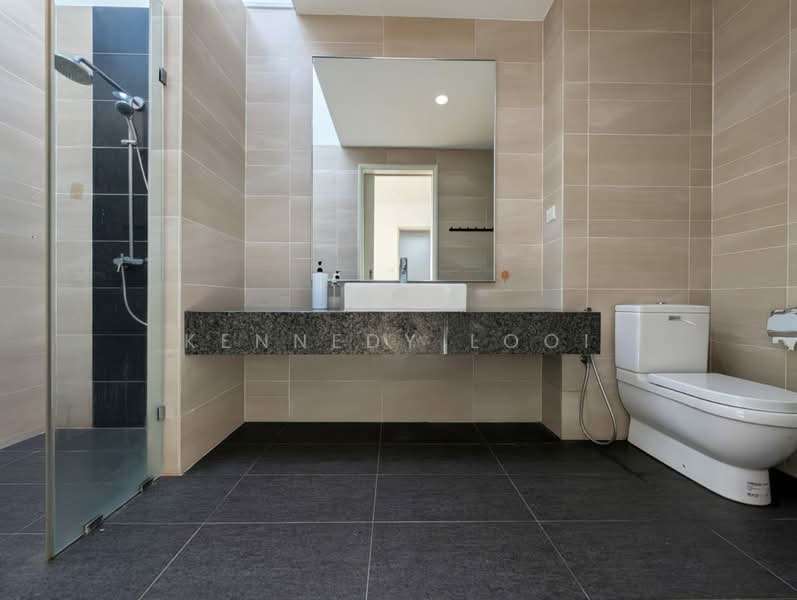 Kondominium untuk Disewa di Residensi Ledang - Kennedy Looi - Bathroom - PropertyGuru.com.my