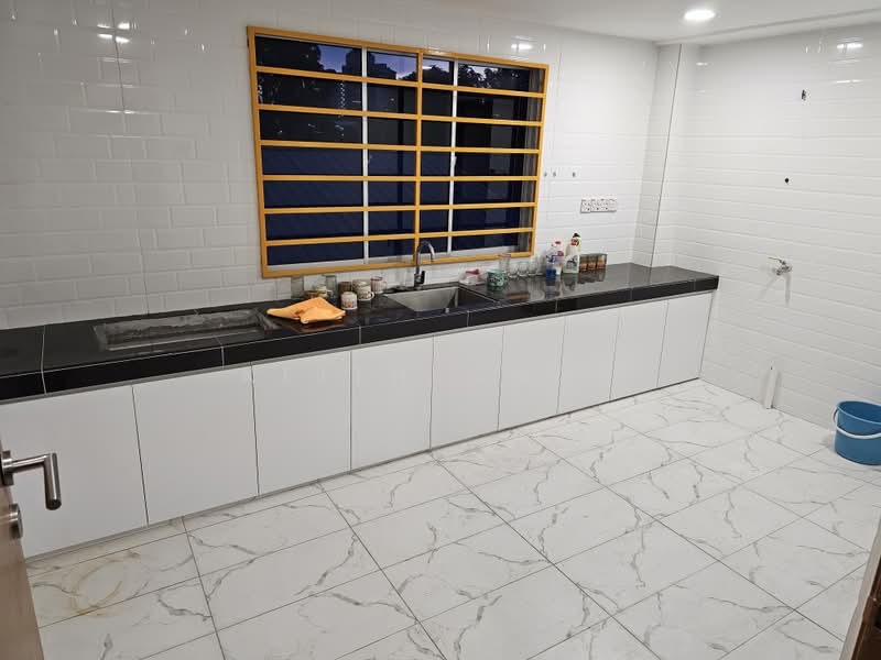 Rumah Bandar untuk Disewa di Kampung Baru Salak Selatan (Salak South) - Keith Chan - Kitchen - PropertyGuru.com.my