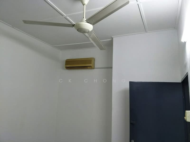 1-storey Terraced House for Sale in Taman Bukit Kuchai (Bandar Kinrara) - CK Chong - Interior - PropertyGuru.com.my