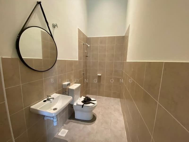 Semi-Detached House for Sale in Melaka City (Melaka) - Bibong Ong - Bathroom - PropertyGuru.com.my