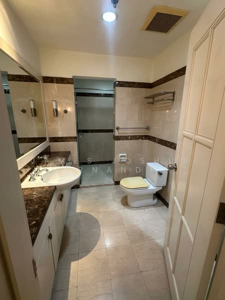 Condominium for Rent at 3 Kia Peng - James Joshua Fernandez - Bathroom - PropertyGuru.com.my