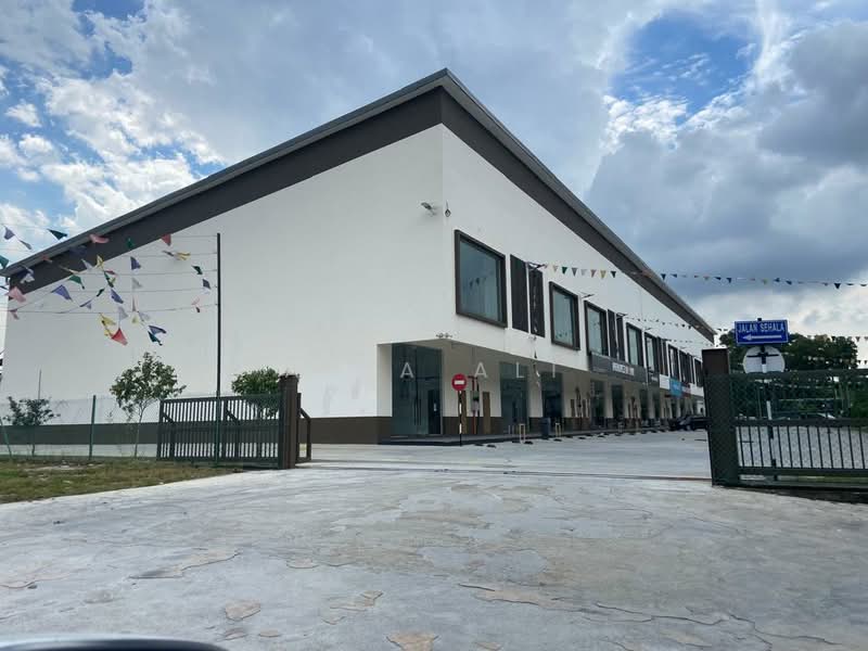 Rumah Niaga untuk Disewa di Seksyen U9 (Shah Alam) - Aida Ali - Exterior - PropertyGuru.com.my