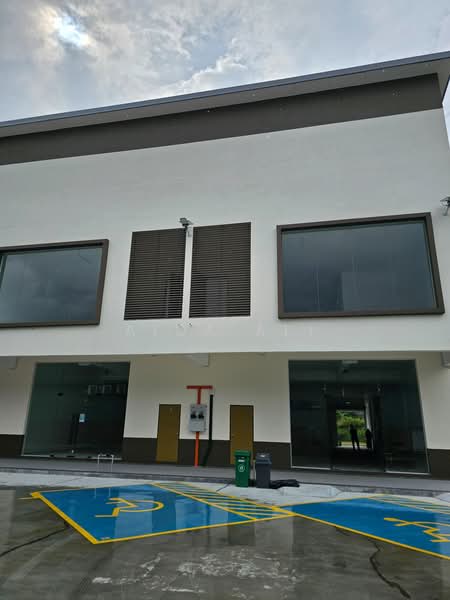 Rumah Niaga untuk Disewa di Seksyen U9 (Shah Alam) - Aida Ali - Exterior - PropertyGuru.com.my