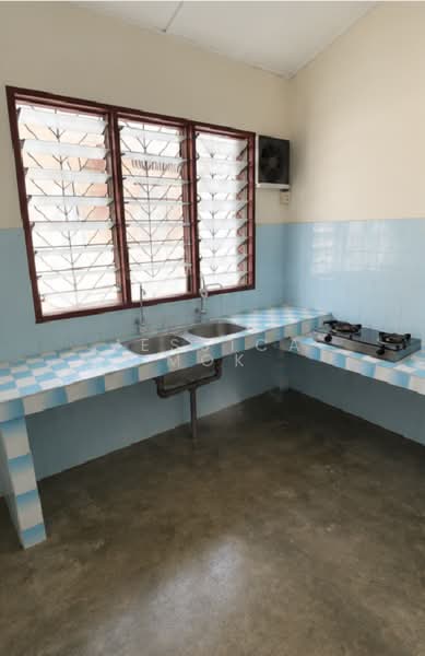 Rumah Teres 1 Tingkat untuk Dijual di Taman Sri Serdang (Seri Kembangan) - Jessica Mok - Kitchen - PropertyGuru.com.my