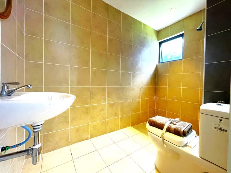 2-storey Terraced House for Sale in Rawang (Selangor) - Mohd Syahidie - Bathroom - PropertyGuru.com.my