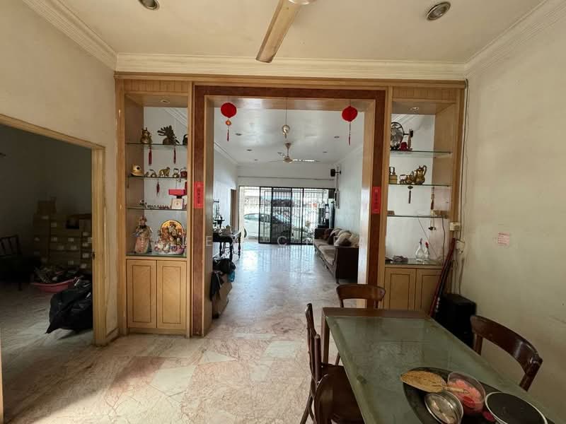 Semi-Detached House for Sale in Paya Terubong (Ayer Itam) - Alex Cheah - Living Room - PropertyGuru.com.my