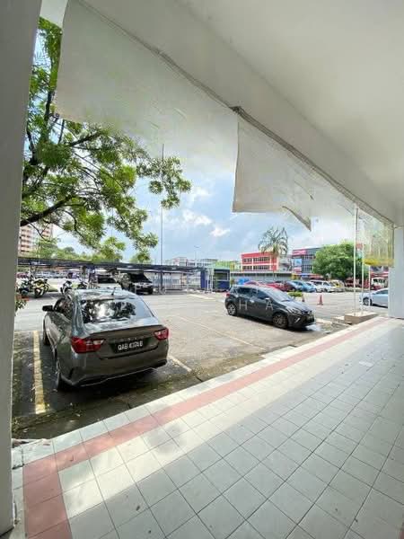 Shop / Office for Rent in Hulu Langat (Selangor) - Puteri Ellysha - Exterior - PropertyGuru.com.my