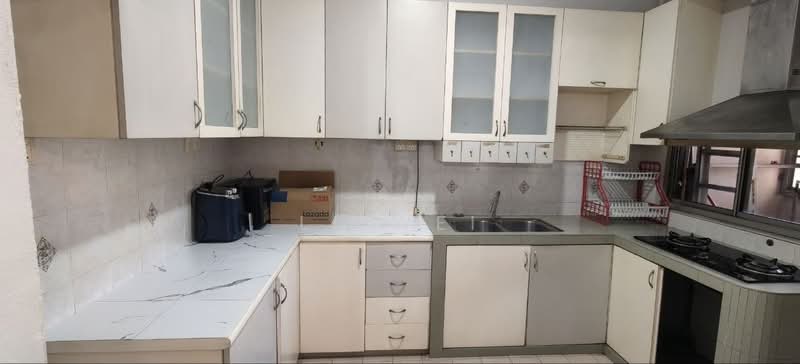 Apartment for Rent at Pangsapuri Persiaran Tanjung - Li Wei - Kitchen - PropertyGuru.com.my