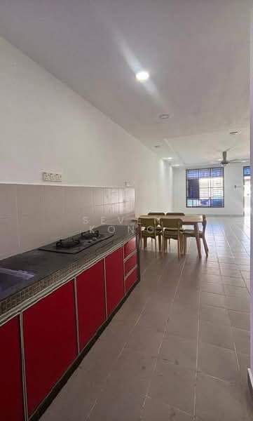 Rumah Teres 2 Tingkat untuk Dijual di Permas Jaya (Johor Bahru) - Seven Kong - Kitchen - PropertyGuru.com.my