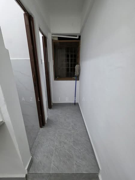 Pangsapuri untuk Dijual di Apartment Fiona - Azli Ibrahim - Corridor - PropertyGuru.com.my