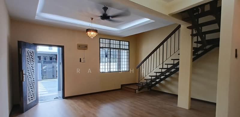Terraced House for Sale in Rawang (Selangor) - Ras Shaz - Living Room - PropertyGuru.com.my