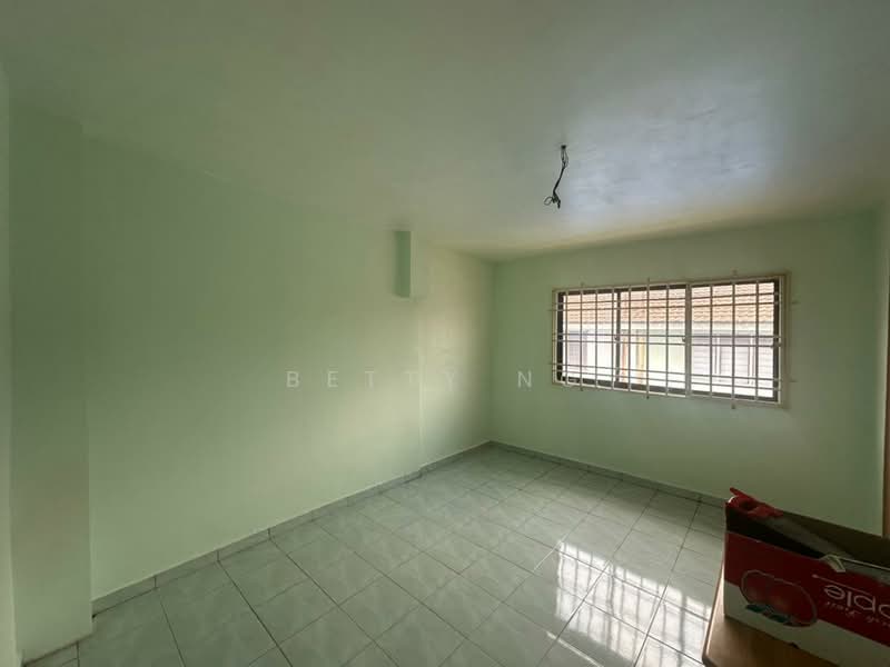 2-storey Terraced House for Sale in Bandar Baru Permas Jaya (Permas Jaya) - Betty Ng - PropertyGuru.com.my