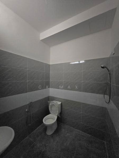 2-storey Terraced House for Sale in Taman Ipoh Timur (Ipoh) - Ck Max - Bathroom - PropertyGuru.com.my