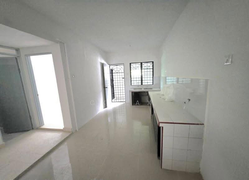 2-storey Terraced House for Sale in Taman Ipoh Timur (Ipoh) - Ck Max - Kitchen - PropertyGuru.com.my