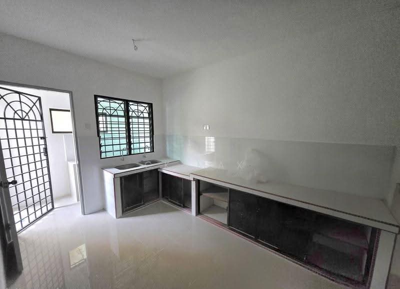 2-storey Terraced House for Sale in Taman Ipoh Timur (Ipoh) - Ck Max - Kitchen - PropertyGuru.com.my