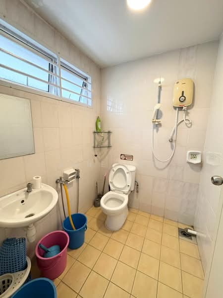Rumah Teres 2-Tingkat untuk Dijual di Johor Bahru (Johor) - June Tan - Bathroom - PropertyGuru.com.my