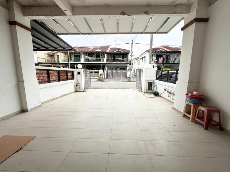 Rumah Teres 2-Tingkat untuk Dijual di Johor Bahru (Johor) - June Tan - Exterior - PropertyGuru.com.my