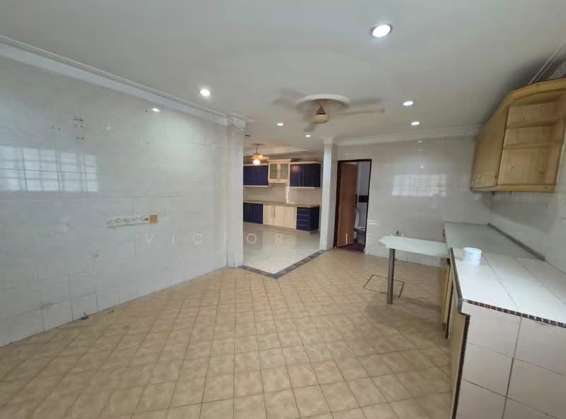 Rumah Teres 2 Tingkat untuk Dijual di Seksyen 7 (Kota Damansara) - Victor Liew - Kitchen - PropertyGuru.com.my
