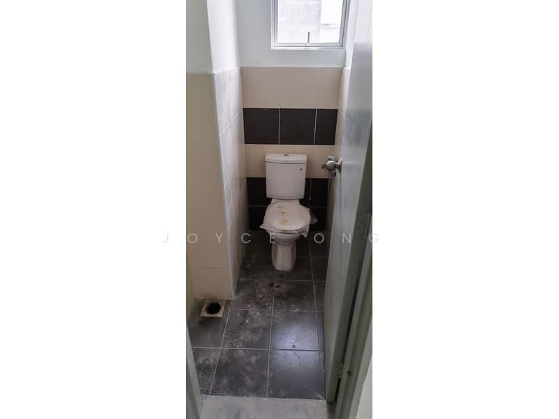 Semi-D Factory for Rent in Pusat Perindustrian Tanjung Pelepas (Gelang Patah) - Joyce Ong - Bathroom - PropertyGuru.com.my