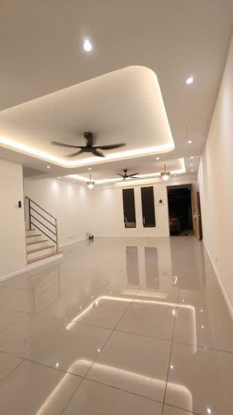 Rumah Bandar untuk Disewa di Taman Akasia (Semenyih) - Ms Goh . - Living Room - PropertyGuru.com.my
