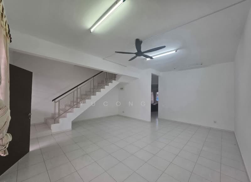 2-storey Terraced House for Sale in Taman Setia Indah (Tebrau) - Yucong . - Living Room - PropertyGuru.com.my